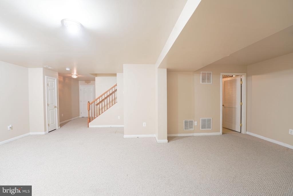 303 Highland Ridge Avenue - Photo 11
