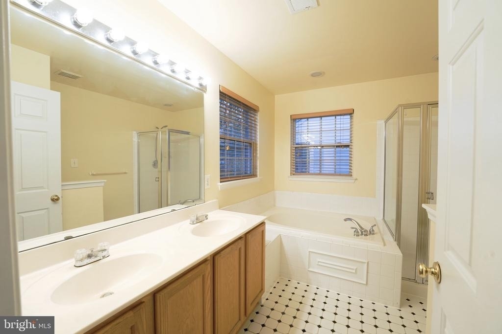 303 Highland Ridge Avenue - Photo 15