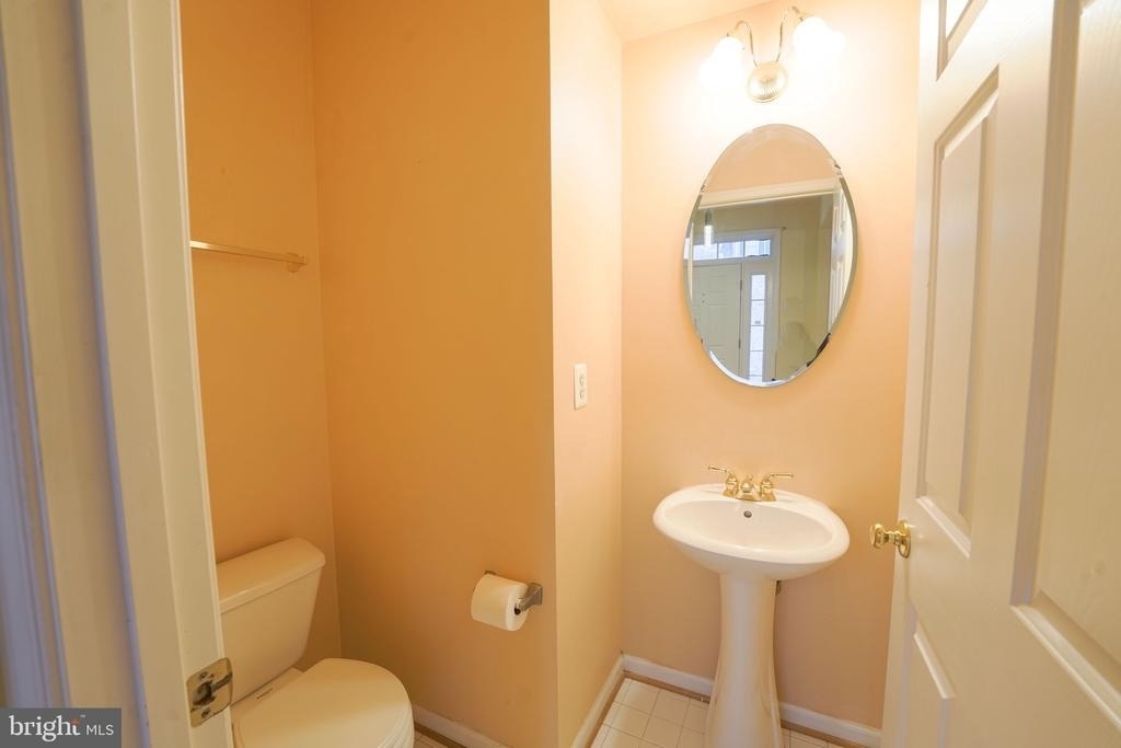 303 Highland Ridge Avenue - Photo 8