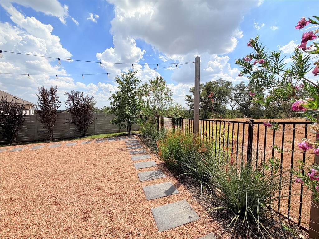 928 Legends Ln - Photo 37