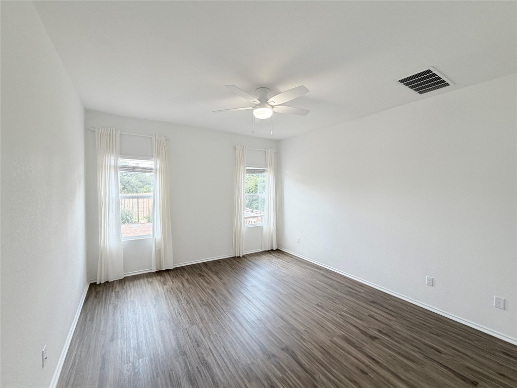 928 Legends Ln - Photo 15