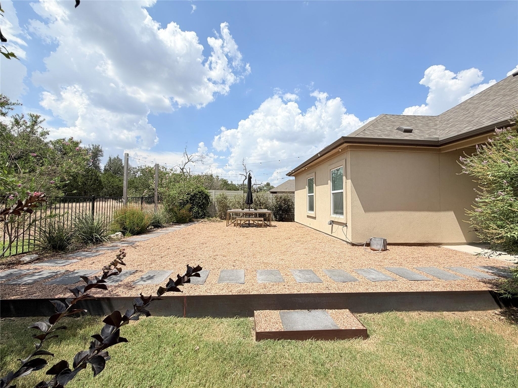 928 Legends Ln - Photo 33