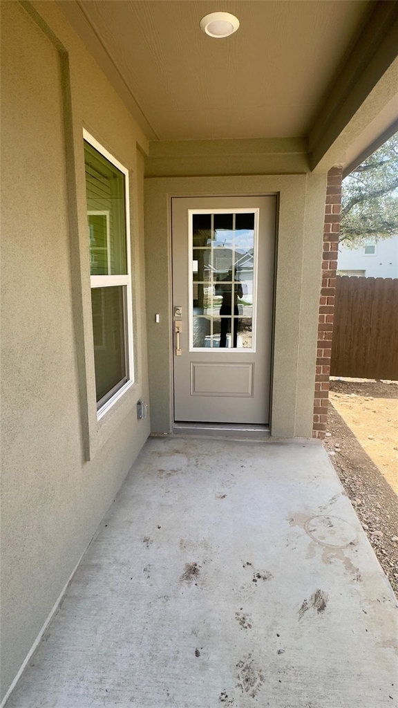 1541 Boggy Creek Ranch Rd - Photo 2