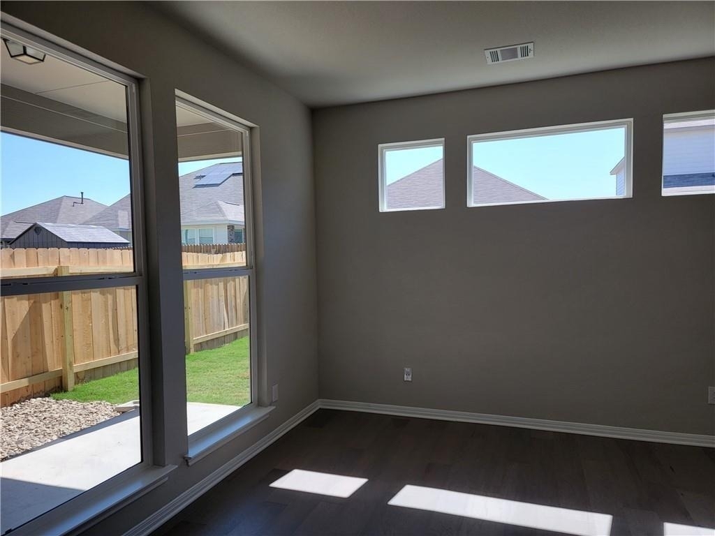 12813 Gilliland Ln - Photo 10
