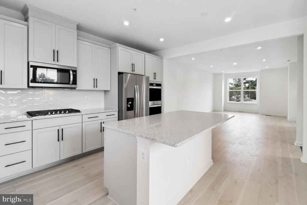 4515 Bathgate Court - Photo 14
