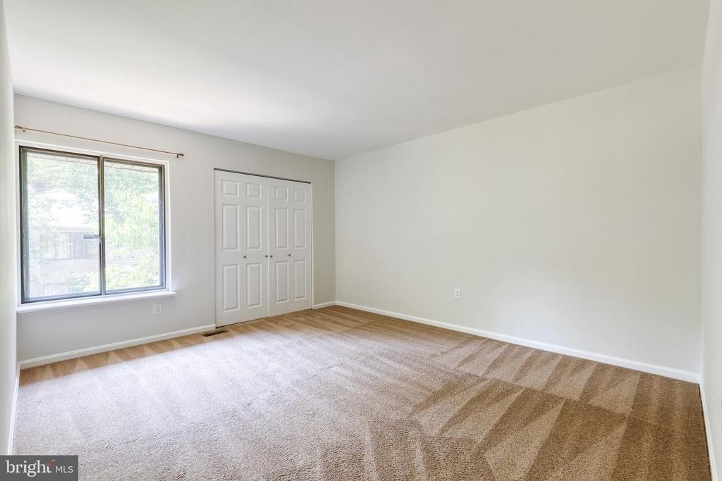 10564 Cross Fox Lane - Photo 13