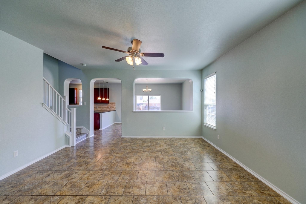 455 Gina Dr - Photo 8