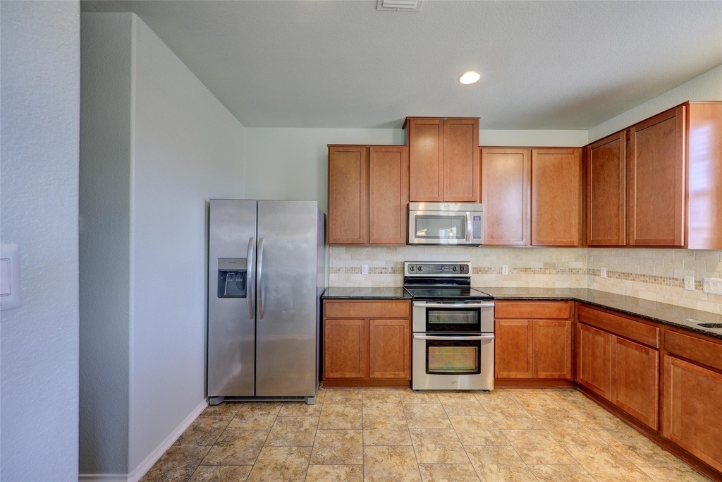 455 Gina Dr - Photo 15