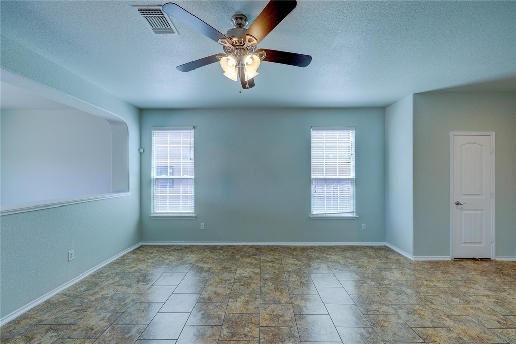 455 Gina Dr - Photo 10