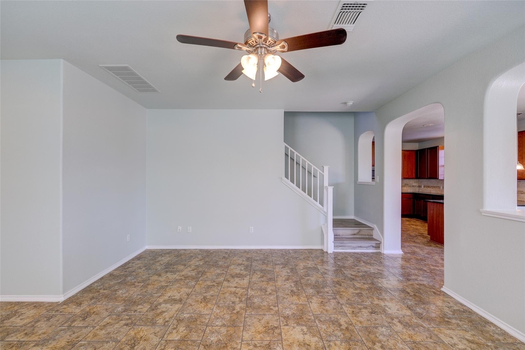 455 Gina Dr - Photo 9