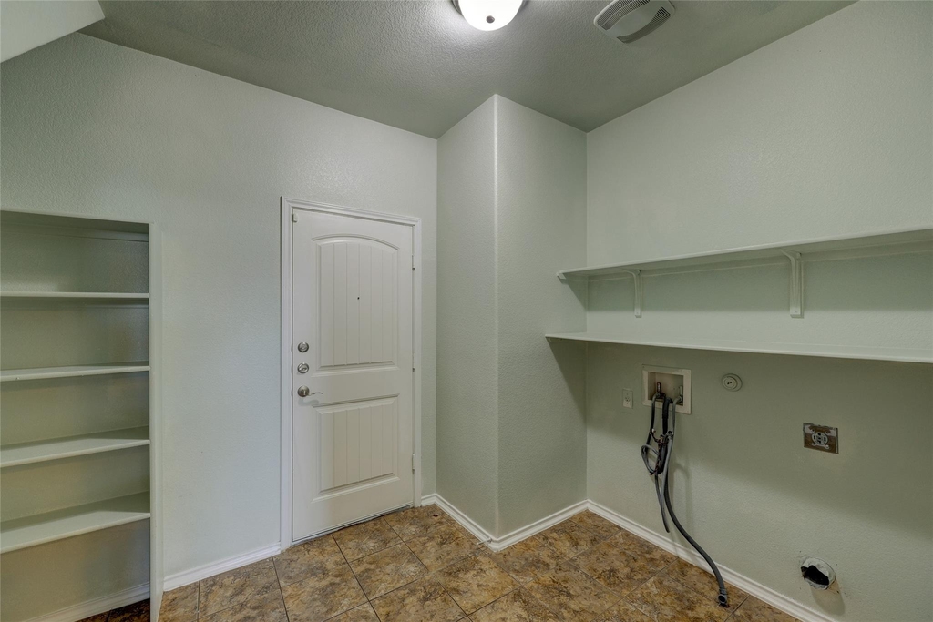 455 Gina Dr - Photo 18