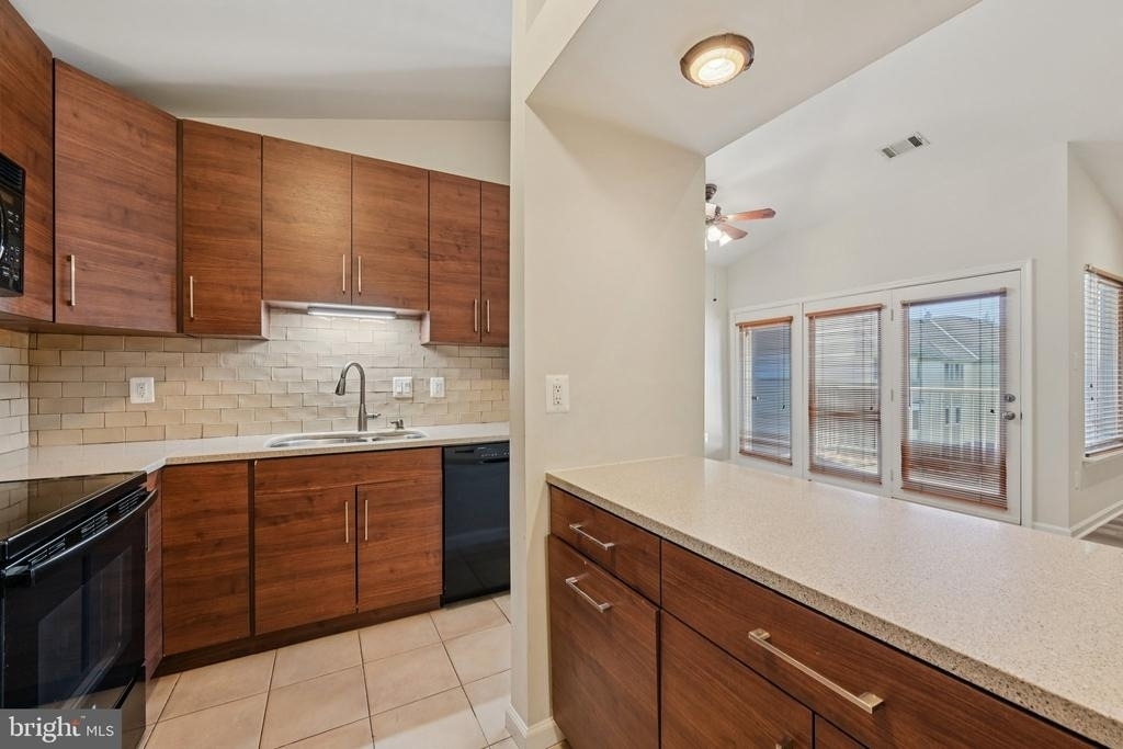 2104 Whitehall Road - Photo 15