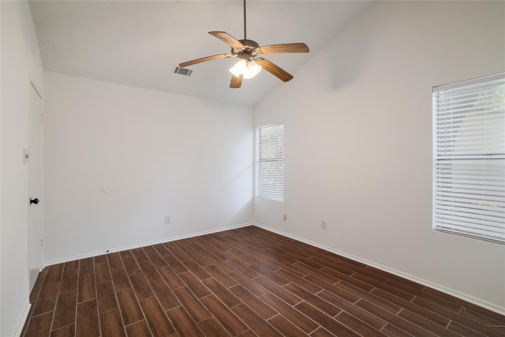 804 Lone Tree Ct - Photo 9