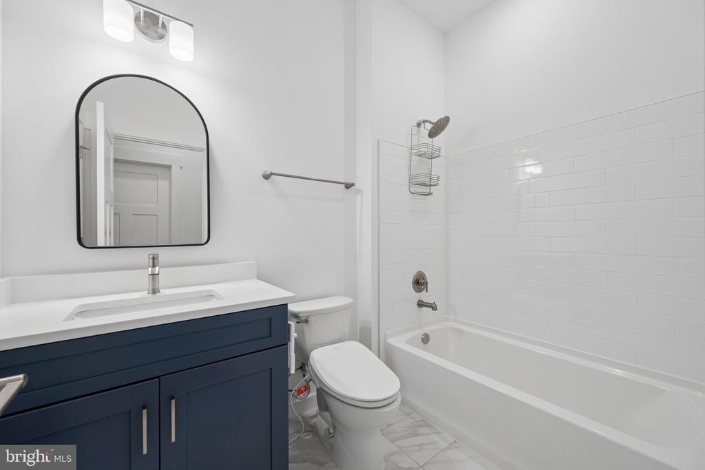328 Madison Street - Photo 45