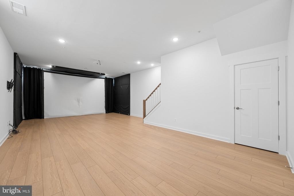 328 Madison Street - Photo 40