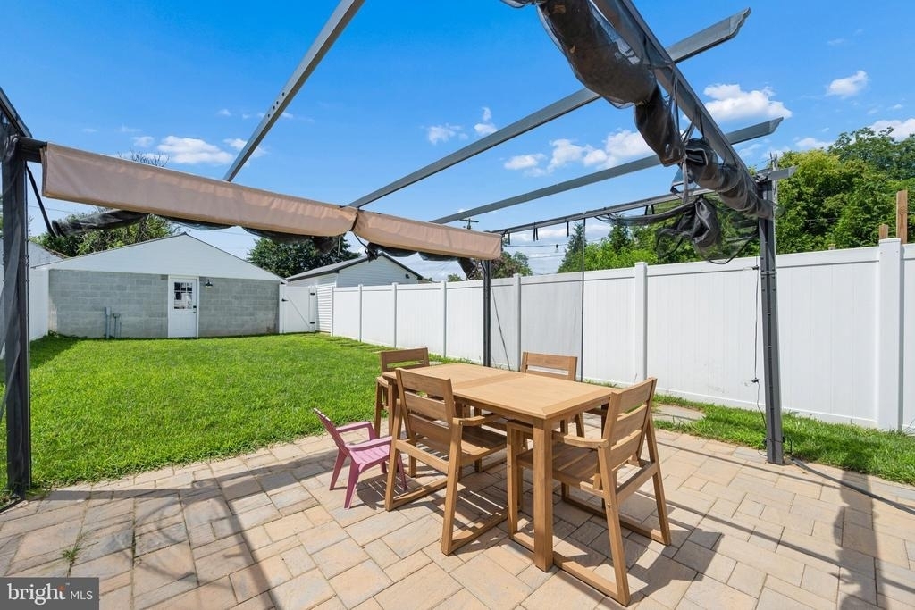 328 Madison Street - Photo 49
