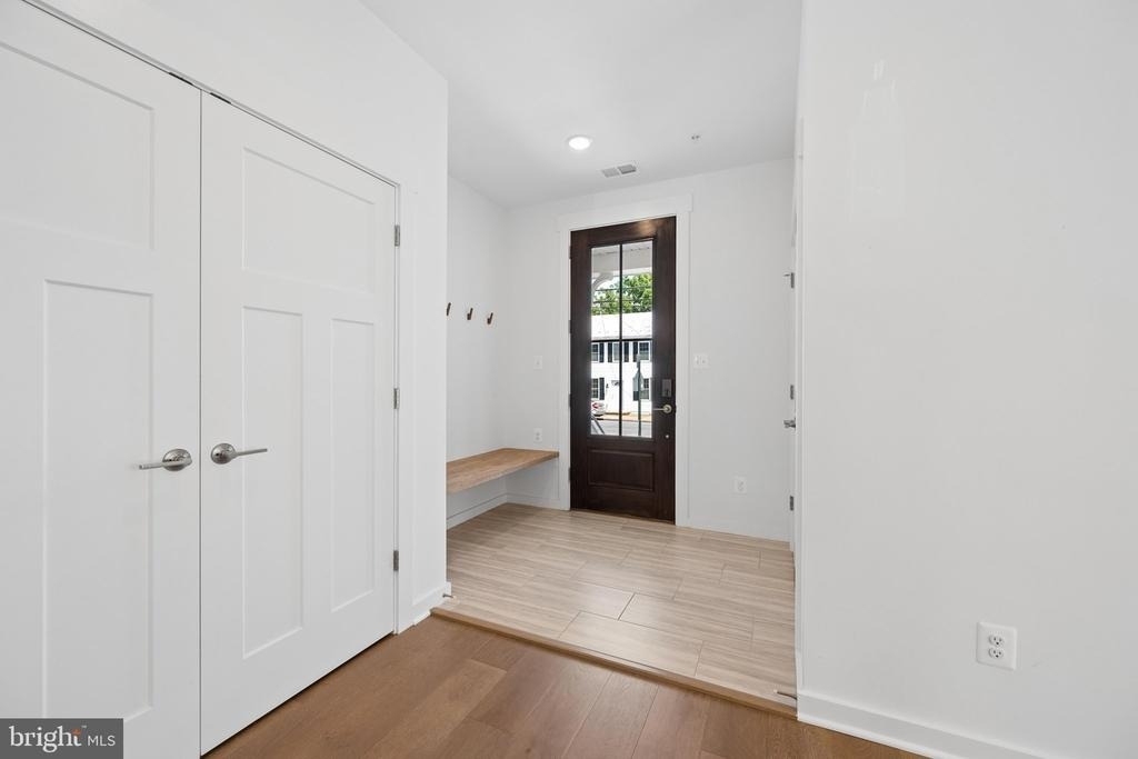 328 Madison Street - Photo 2