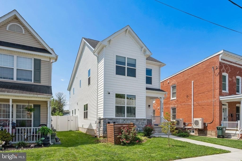 328 Madison Street - Photo 58