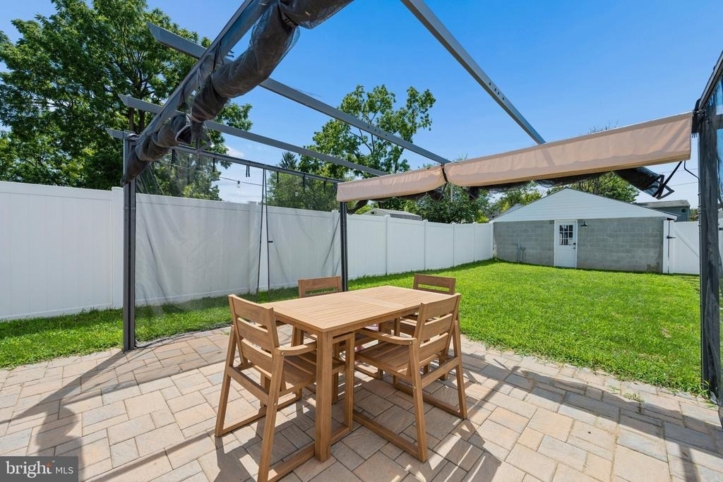 328 Madison Street - Photo 50