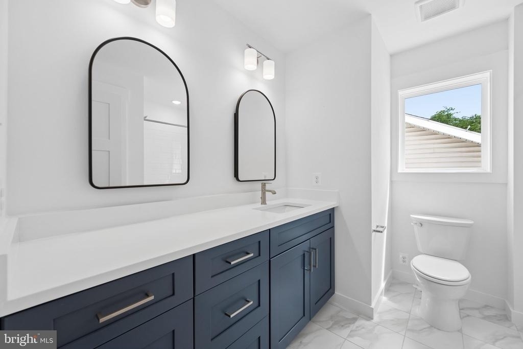 328 Madison Street - Photo 35