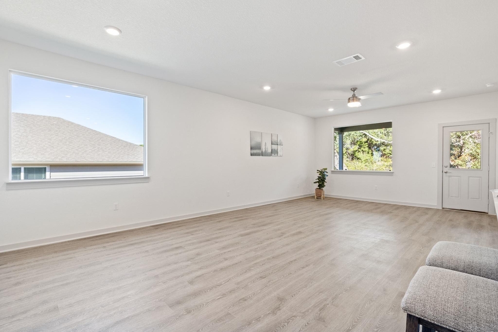 212 Florenz Ln - Photo 13