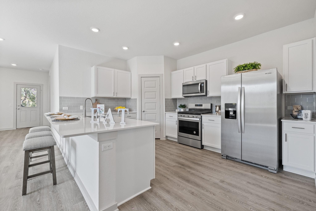 212 Florenz Ln - Photo 7