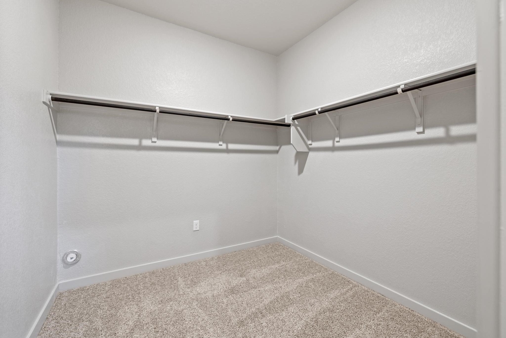 212 Florenz Ln - Photo 19
