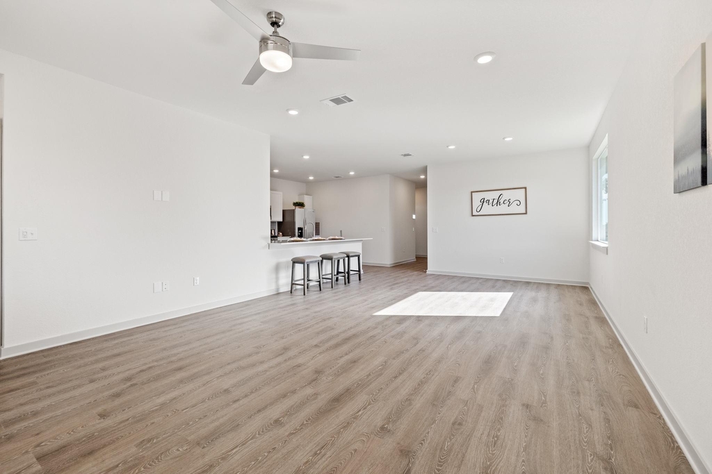 212 Florenz Ln - Photo 6