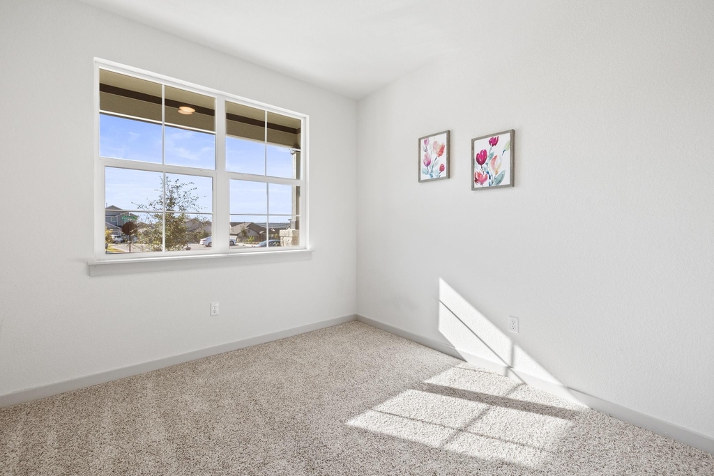 212 Florenz Ln - Photo 23