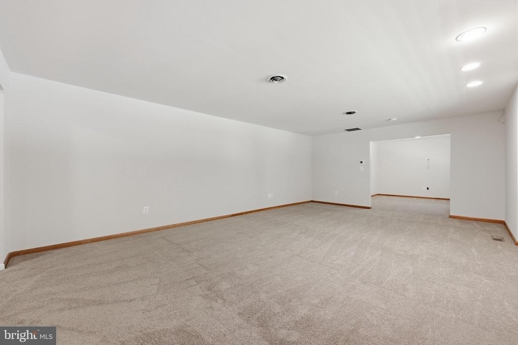 5051 Klee Mill Road S - Photo 5