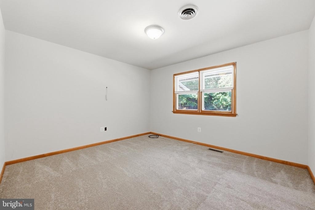 5051 Klee Mill Road S - Photo 7