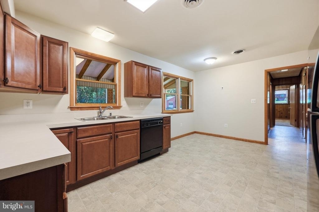 5051 Klee Mill Road S - Photo 13