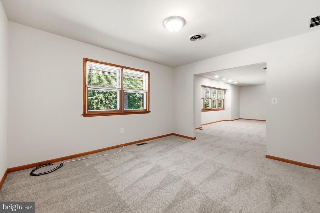 5051 Klee Mill Road S - Photo 8