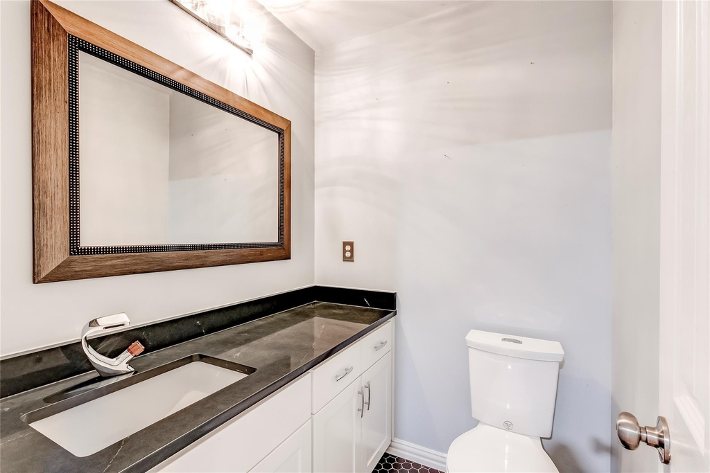 10905 Wintergreen Hl - Photo 16