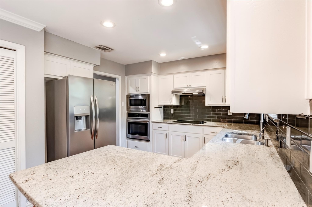 10905 Wintergreen Hl - Photo 12