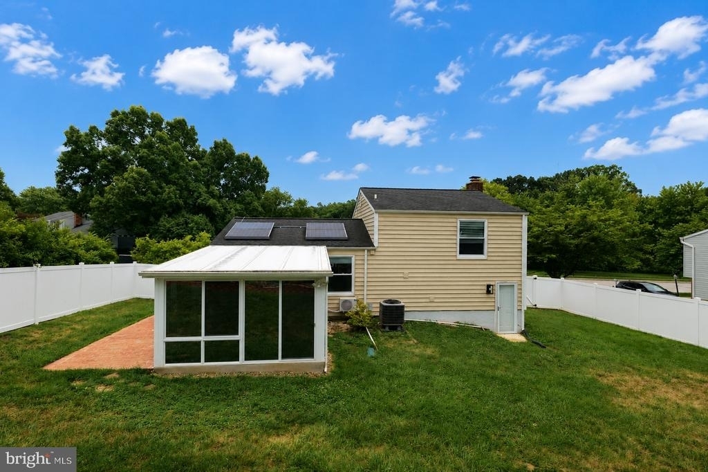 1414 King William Drive - Photo 3