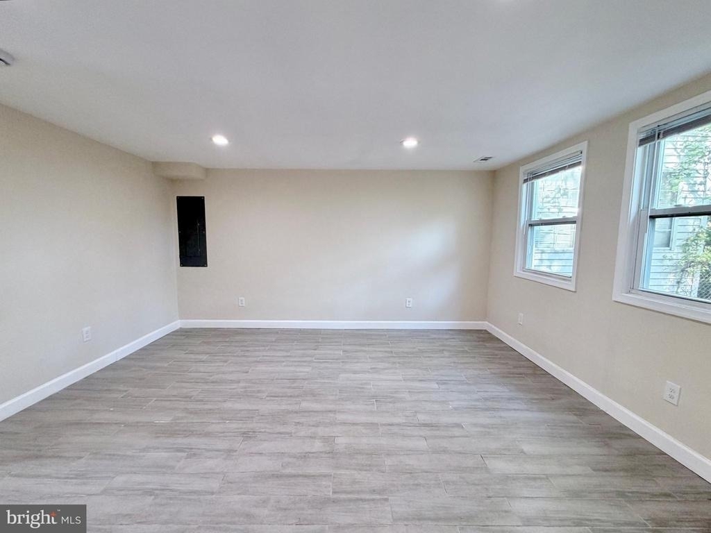 327 Bigley Avenue - Photo 13