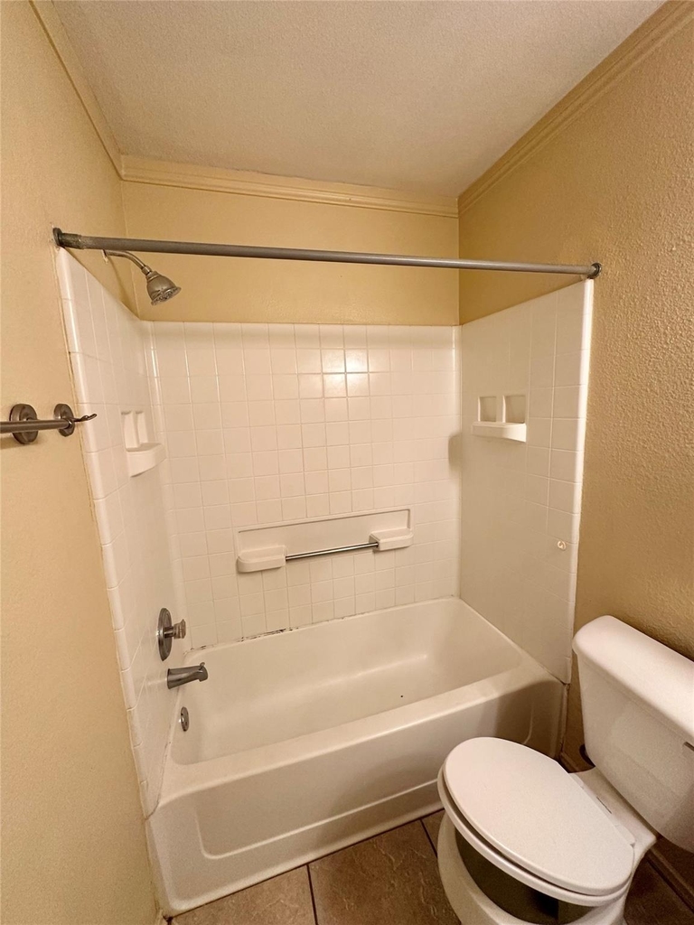 6913 Sabrina Dr - Photo 16