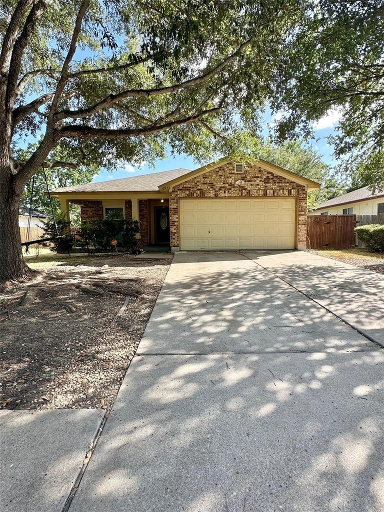 6913 Sabrina Dr - Photo 0