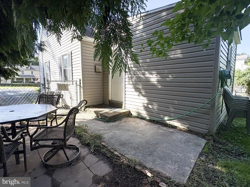 27 Kingsley Road - Photo 14