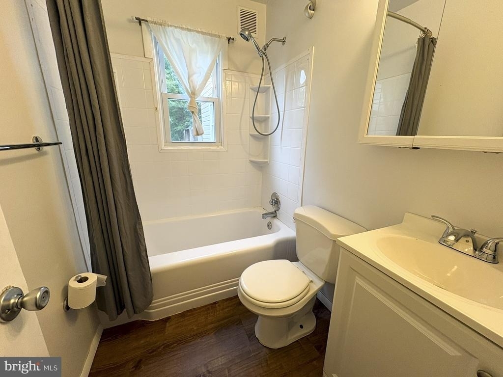 27 Kingsley Road - Photo 10