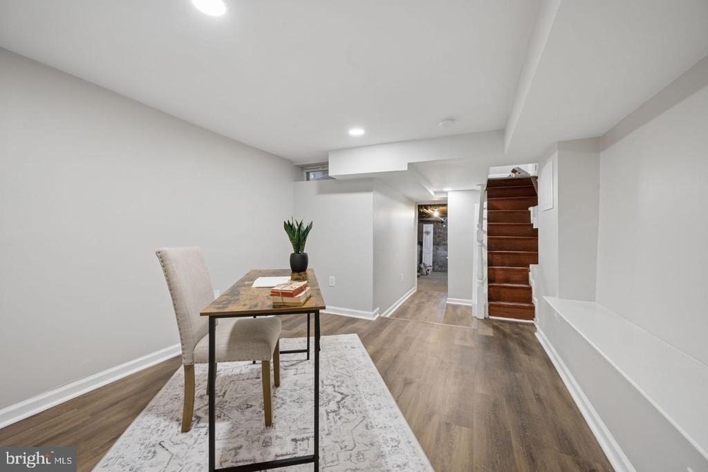 1108 S Clinton Street - Photo 48