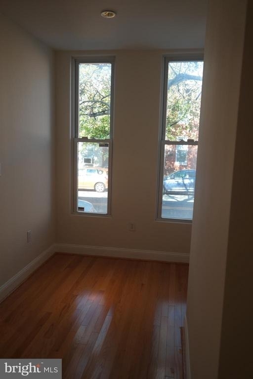 1145 W Hamburg Street - Photo 19