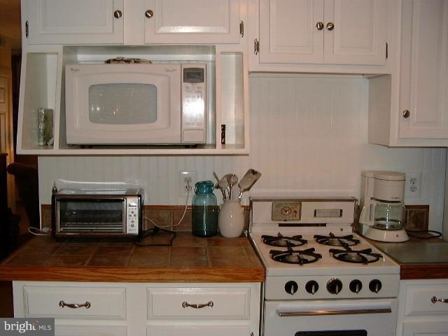 77 Maryland Avenue - Photo 6