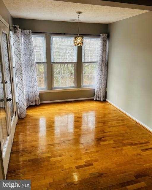 811 Deering Road - Photo 0