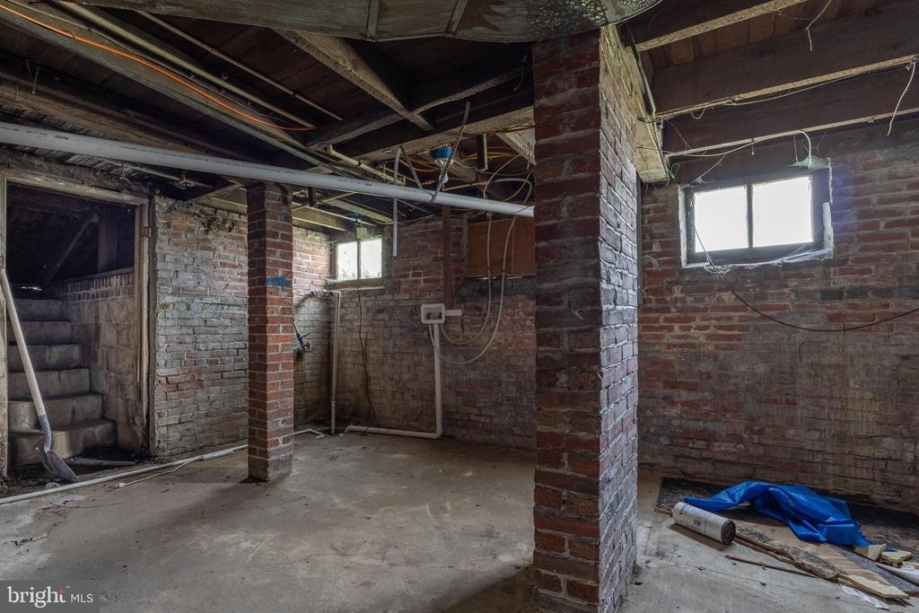 321 N Pine Street - Photo 10