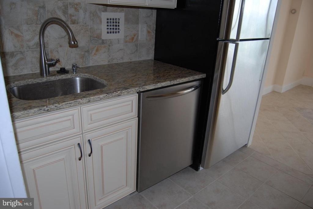 1401 Pennsylvania Avenue - Photo 5