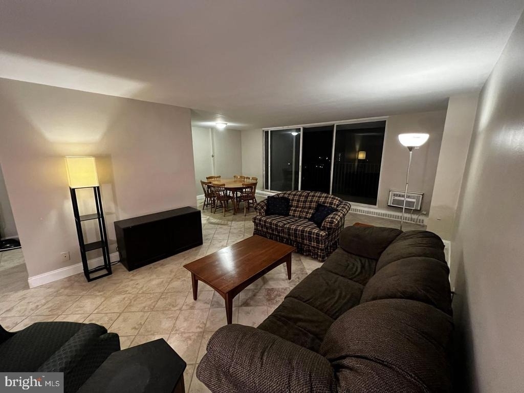 1401 Pennsylvania Avenue - Photo 25