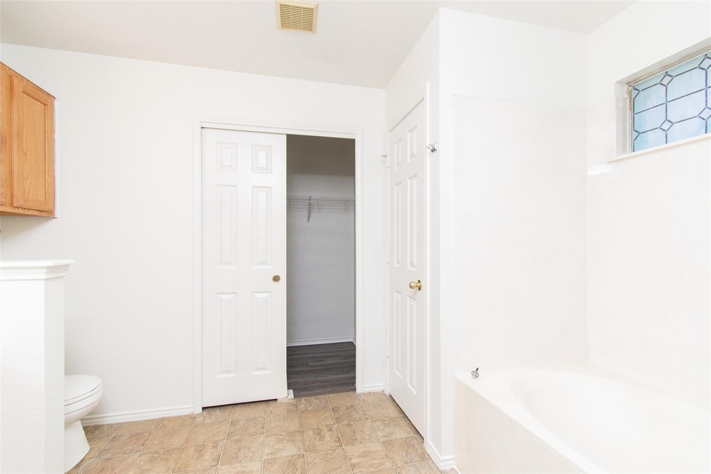 1436 Roxannes Run - Photo 10