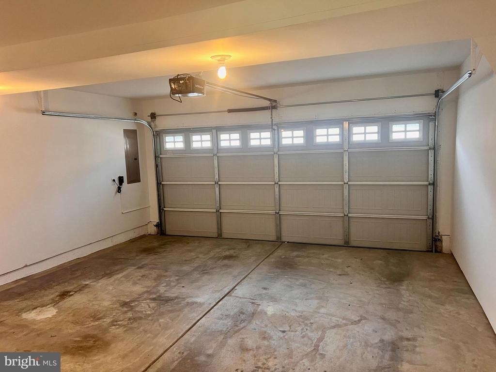 654 Jacobsen Circle - Photo 3